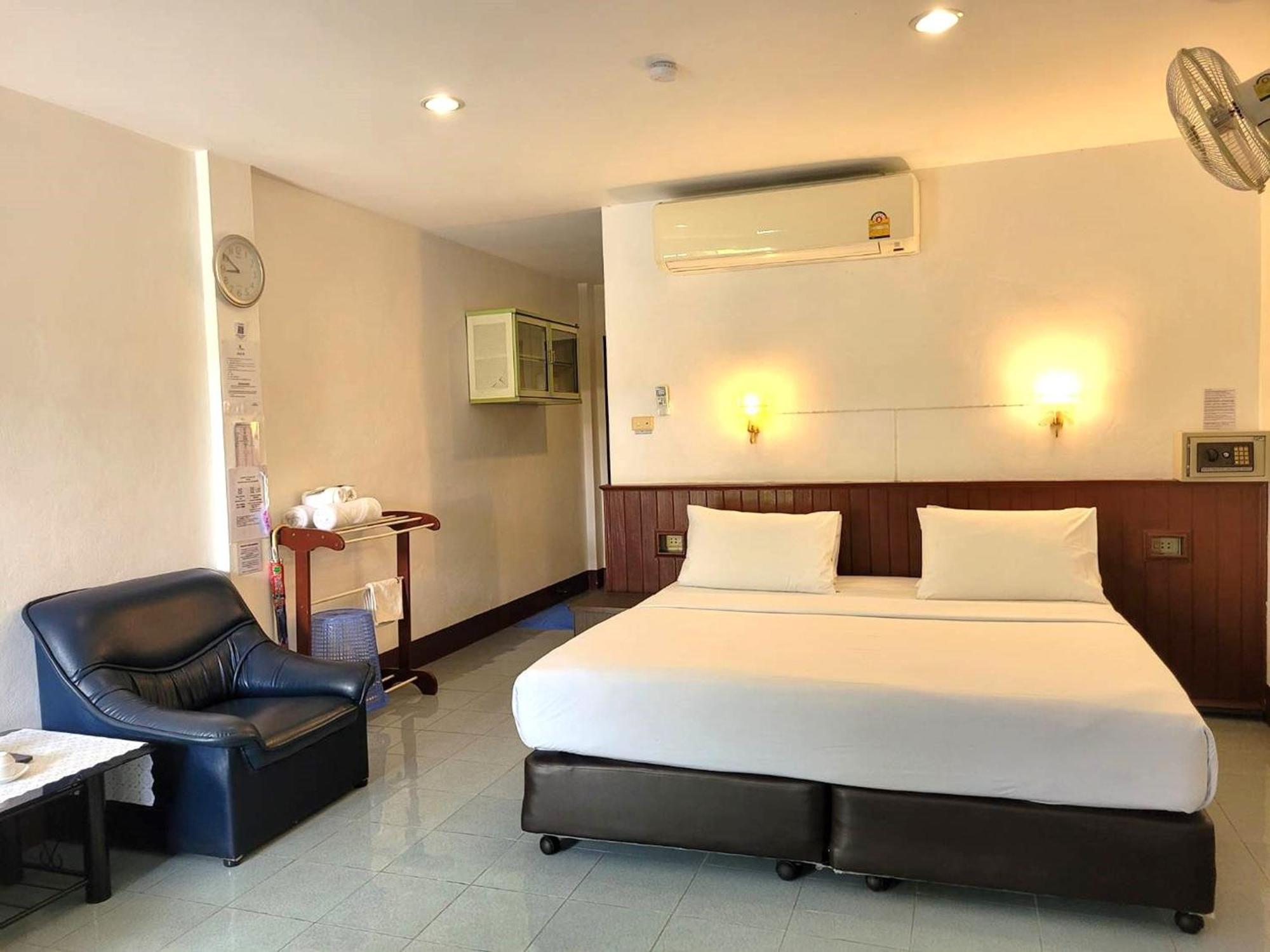 Rabbit Mansion Patong Hotel Eksteriør bilde